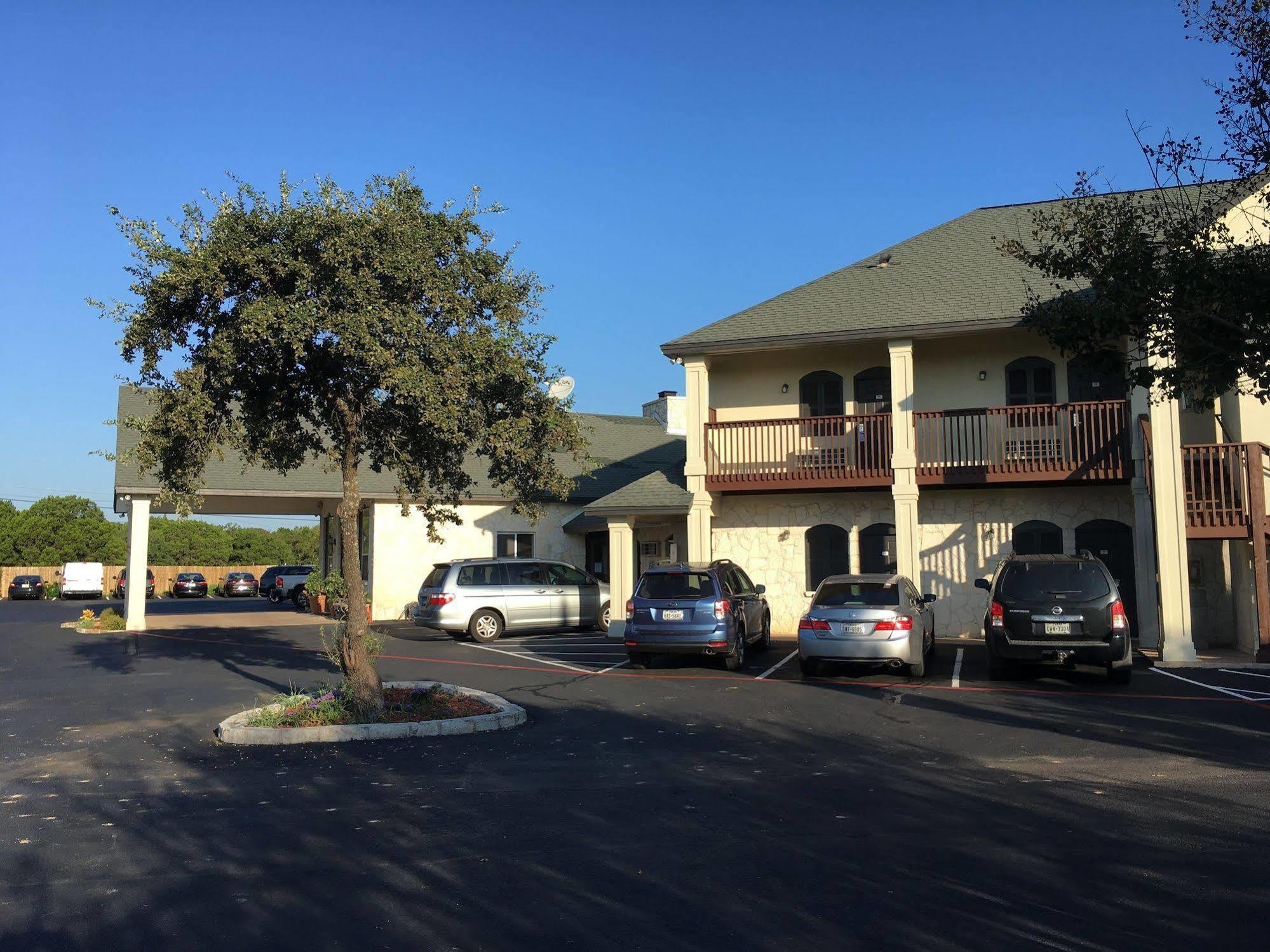 Mountain Star Lodge Austin Exterior photo